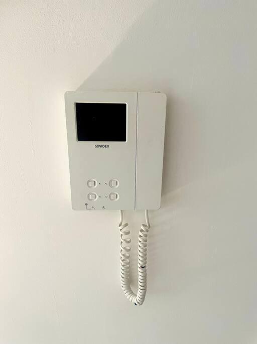 #215 1 Bed Serviced Apartment دربي المظهر الخارجي الصورة